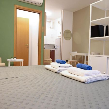Appartement Nel Centro Di Desenzano à Desenzano del Garda Extérieur photo
