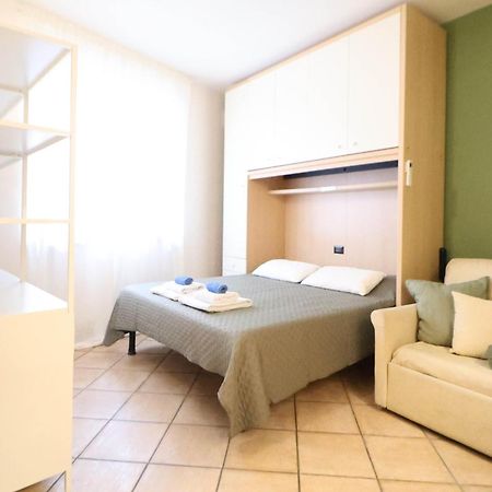 Appartement Nel Centro Di Desenzano à Desenzano del Garda Extérieur photo