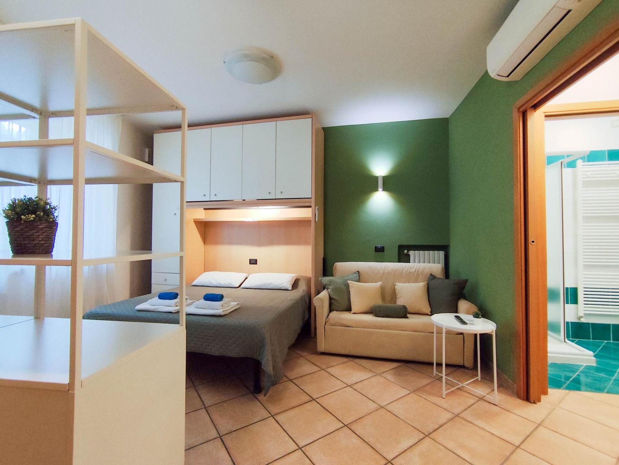 Appartement Nel Centro Di Desenzano à Desenzano del Garda Extérieur photo